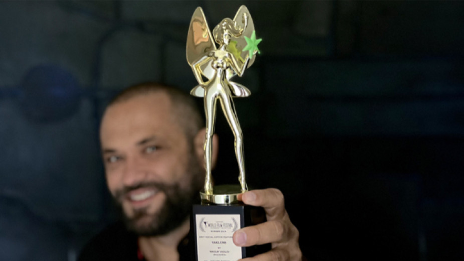 "Vaklush" Earns Golden Firefly at Cannes World Film Festival
